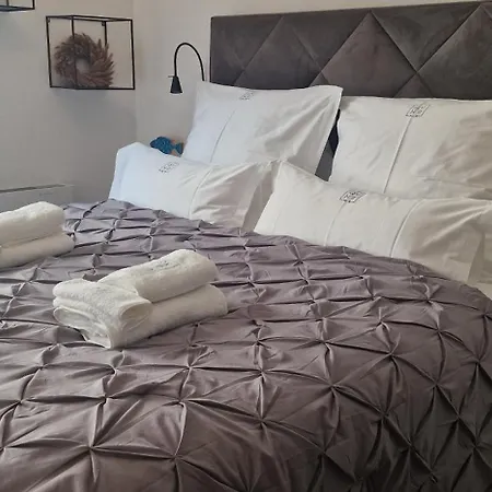 Apartment Qvarnero No18- Luxury With Swimming Pool, Private Sauna And Jacuzzi Opatija